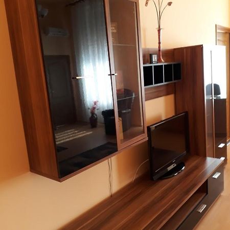 Piac Utcai Apartman Debrecen Luaran gambar