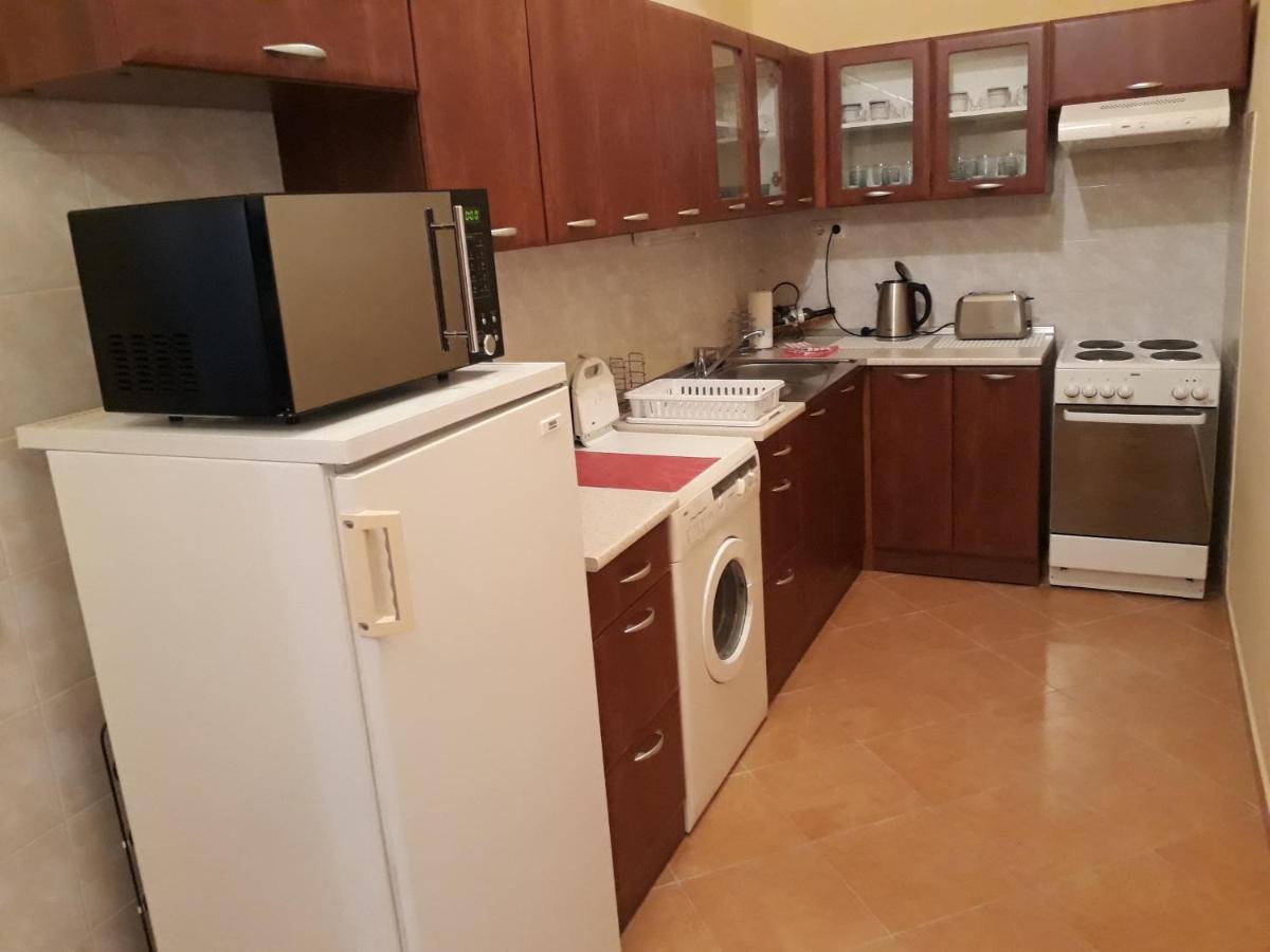 Piac Utcai Apartman Debrecen Luaran gambar