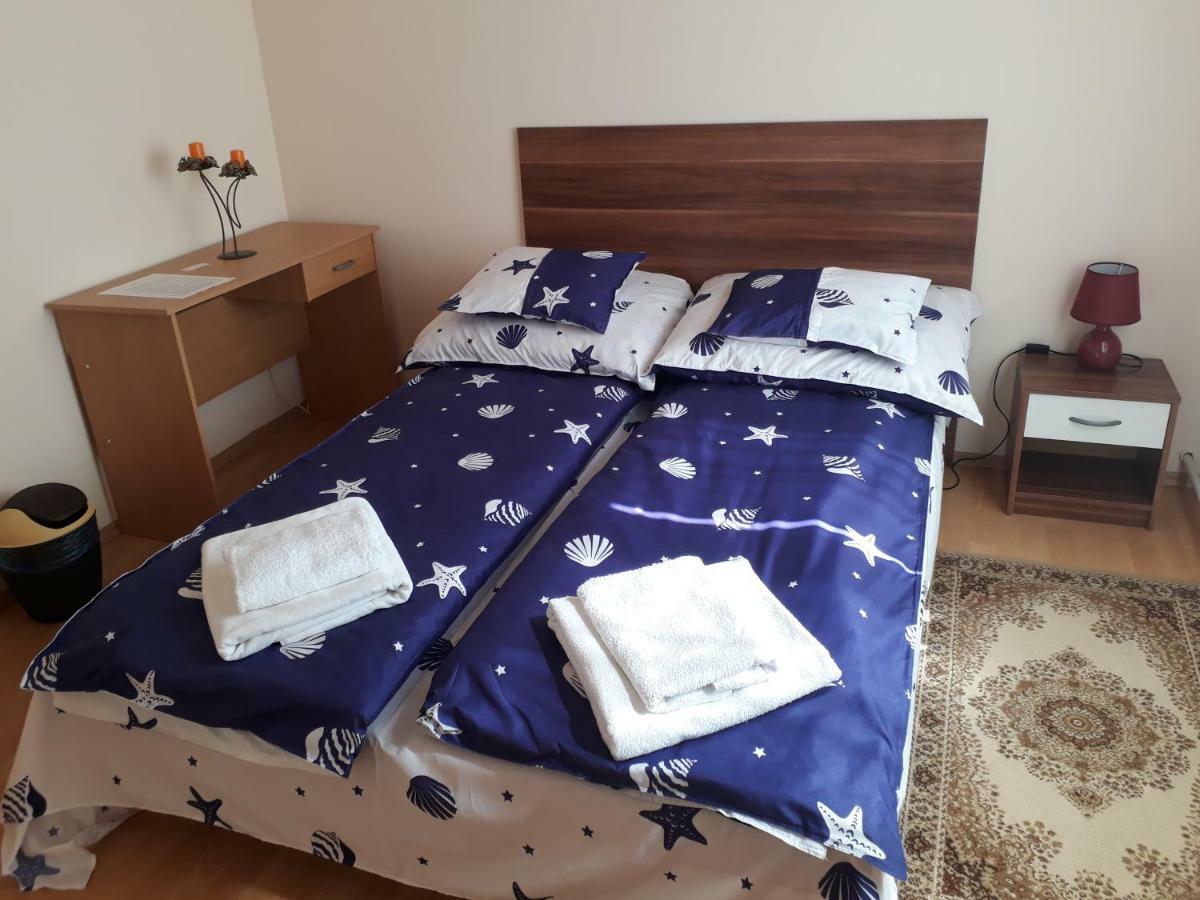 Piac Utcai Apartman Debrecen Luaran gambar