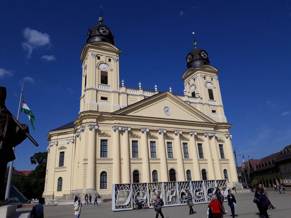 Piac Utcai Apartman Debrecen Luaran gambar