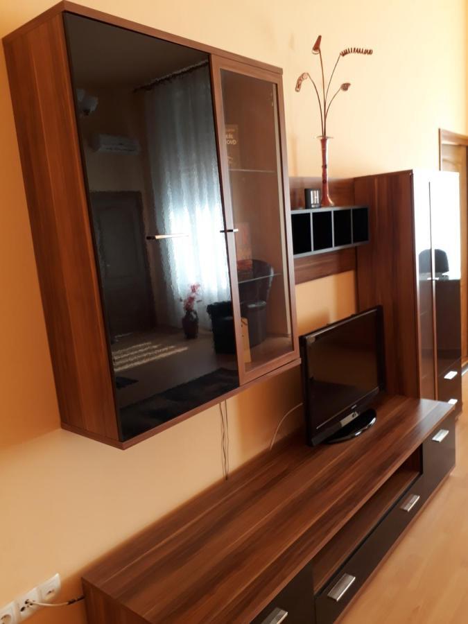 Piac Utcai Apartman Debrecen Luaran gambar