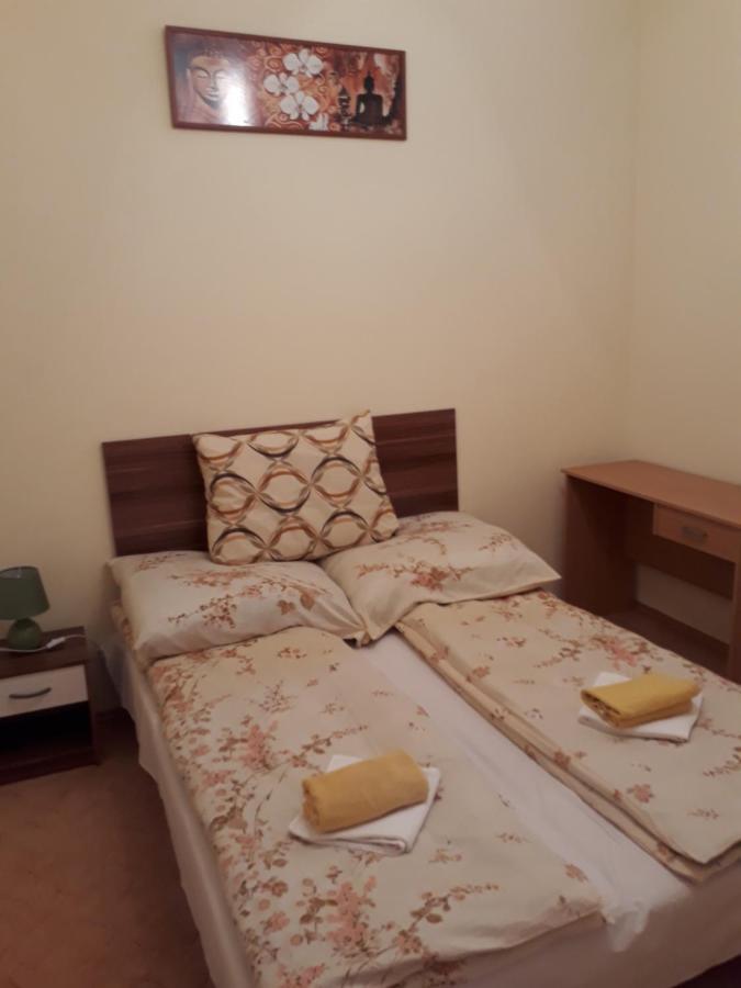 Piac Utcai Apartman Debrecen Luaran gambar