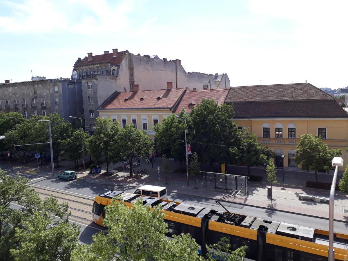 Piac Utcai Apartman Debrecen Luaran gambar